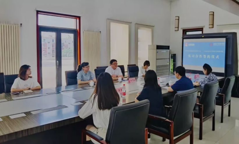 我校新聞與傳播學院與中國有線公司簽訂實習基地合作協(xié)議