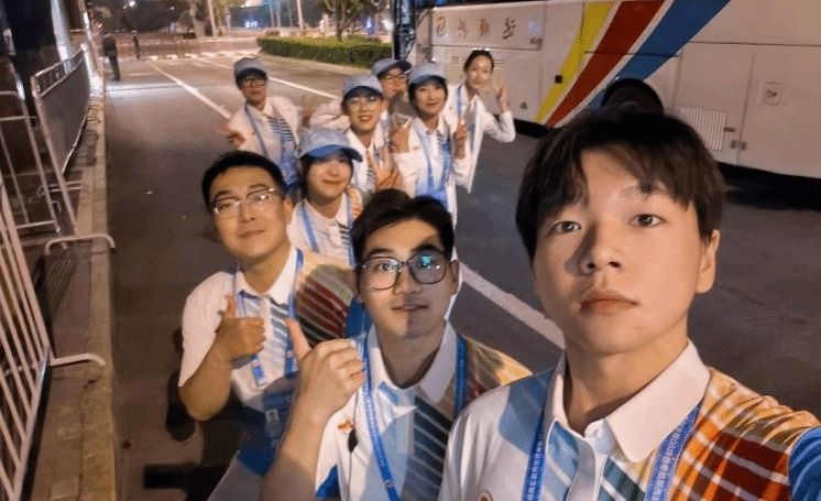 教育學(xué)院解辰龍：“站在這里，就是光榮！”