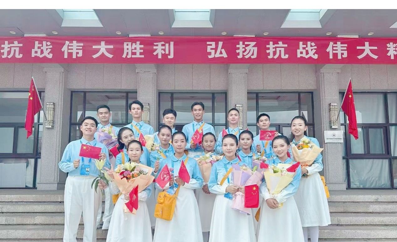 歷史文化學(xué)院中國史博士研究生黎灘：唱響愛國之聲