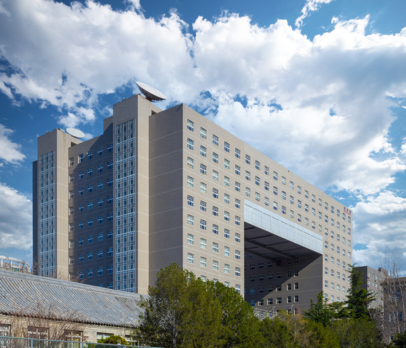 新聞與傳播學(xué)院召開(kāi)交叉學(xué)科課程與專業(yè)核心課程建設(shè)專家咨詢會(huì)