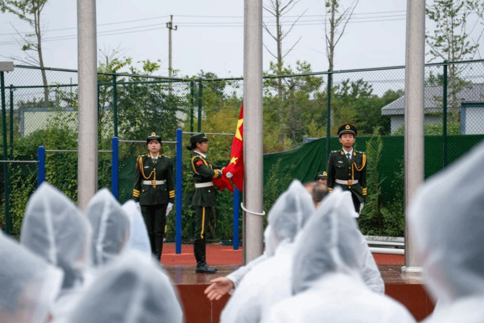 緬懷英烈，國旗下的“鑄牢”課堂